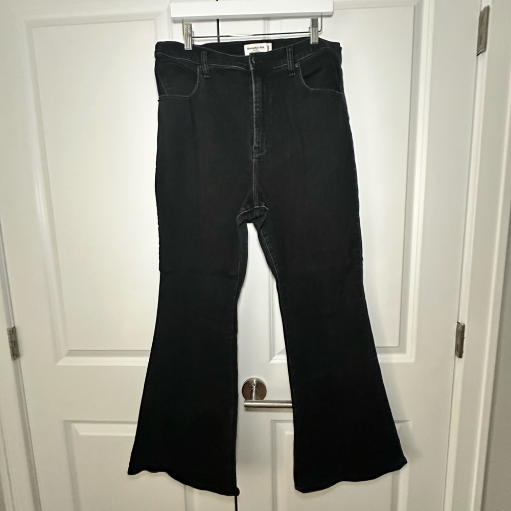 Abercrombie & Fitch Dark Flare Jeans